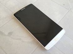 LG G3 32GB 4G White stare IMPECABILA , necodat , original - 1399 LEI ! Okazie ! foto