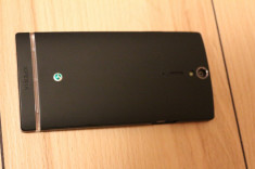 Sony Xperia S LT26i foto