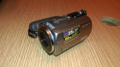 Camera video cu hard disk de 60Gb SONY DCR-SR72 (1.07Megapixeli) ,25X zoom foto