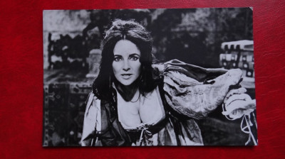 Carte Postala-RPR-Alb Negru-Elizabeth Taylor din filmul Femeia indaratnica foto