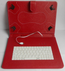 Huse cu tastatura si mini usb de la 7 la 11 inch rosii,negre si albe foto