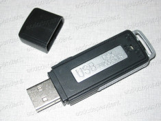 microfon spion 8GB stick USB inregistrator de voce foto