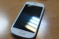 Telefon samsung galaxy s3 mini alb foto