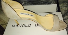 Pantofi Manolo Blahnik foto