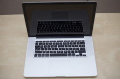 Vand MacBook Pro 18&amp;quot; 2011 foto