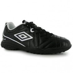 Ghete adidasi fotbal Umbro, NR 43 , produs original, sigilat - LICHIDARE DE STOC reducere foto