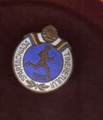 INSIGNA SPARTACHIADA TINERETULUI 1956