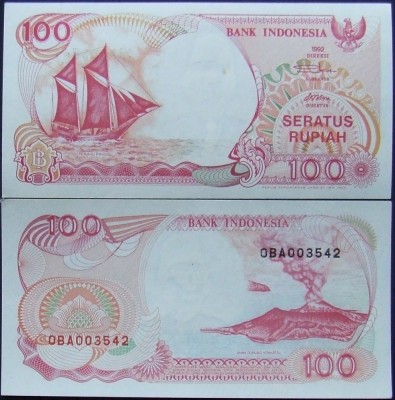 INDONEZIA 1992 - BANCNOTA 100 RUPII (UNC) - BC21 foto