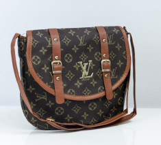 Geanta / Poseta de umar Louis Vuitton LV + Cadou Surpriza foto