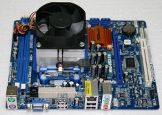 **OKAZIE GAMERI !!** KIT QUAD CORE AMD ATHLON II X4 559, 4x3.4GHz (B59 deblocat, mai bun ca I3 sau Q9650)+ASROCK N68-VS3 UCC|AM3|DDR3|STABIL|GARANTIE! foto