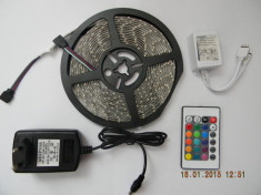 BANDA LED RGB 3528 (impermeabila), 300 LED/5 M + TELECOMANDA + ALIMENTATOR foto