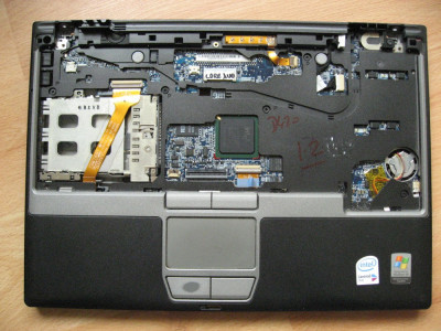 Placa de baza laptop Dell Latitude D420, PP09S, JLB9M2J, 0XJ577, HAU30 LA-3071P foto