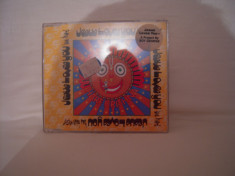 Vand cd maxi-single Jesus Loves You-Bow Down Mister,original,raritate! foto