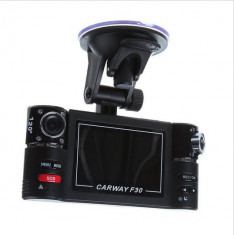 F30 dual camera pentru ma?ini DVR cu 2.7 inch TFT LCD Camera 8 IR Night Vision 120 grade unghi larg .Black Box cu buton SOS. Camera trafic/car camera foto