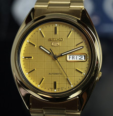 SEIKO 5 GOLD PLATED foto