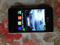 LG T385B, SmartPhone Impecabil impreuna cu incarcator Original foto