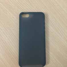 Husa plastic iPhone 5/5s Black