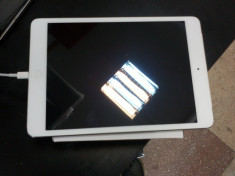 iPad Mini 32 Gb -3G perfect functionala, poze reale foto