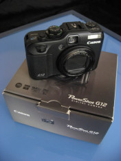 Canon PowerShot G12 Negru - 10 MPx, 5x Zoom optic, LCD 2.8 foto