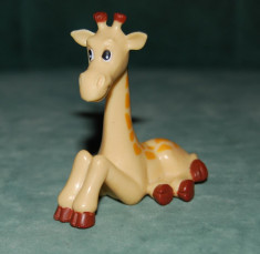 Jucarie figurina girafa sezuta, colectie, plastic, 6x6 cm, foto