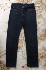 Blugi superbi originali Armani Jeans; marime 31: 80 cm talie, 109 cm lungime, 82 cm crac interior; 98% bumbac, 2% elastan; impecabili, ca noi foto
