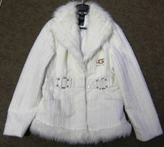 Haina UGG AUSTRALIA, blana artificiala alba, marimea M/L, stare buna - PRET FOARTE BUN!!!! foto