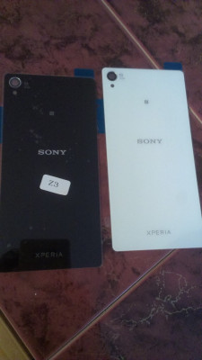 CAPAC BATERIE SONY XPERIA Z3 DISPONIBIL PE ALB SI NEGRU NOU SIGILAT CAPAC SPATE foto