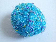 Fir de tricotat sau croseta , Fir moale cu minipomponele colorate si perisori lungi , turcuaz foto
