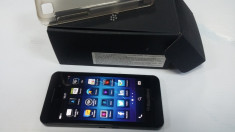 blackberry z10, neverlocked,impecabil foto