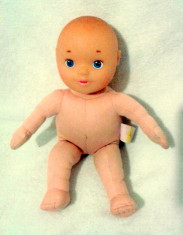 Bebelus cu cap plastic de la Chicco 32 cm - Super Pret foto