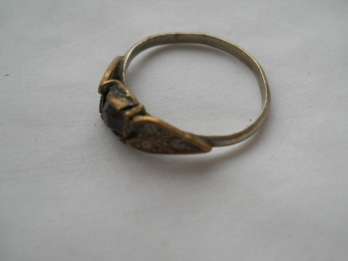 REZERVAT = Foarte Vechi Inel Finut si Inedit