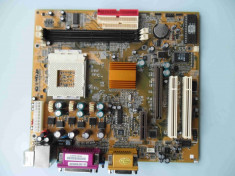 Placa de baza PC Chips M810LR SDRAM AGP Video onboard socket 462 socket A foto