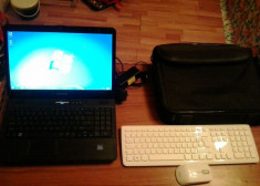 Laptop Acer eMachines E525 foto