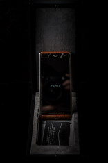 VERTU Aster Ostrich Cognac foto