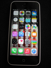 Iphone 5C 16Gb, alb, complet IOS 8.0.2, codat US foto