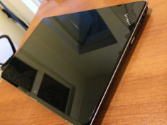 Asus Taichi 21 Ultrabook cu doua ecrane Full HD foto