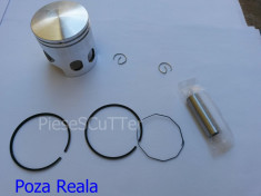 Kit Piston + Segmenti scuter 2 Timpi ( 44mm / Bolt 10mm W standard ) foto