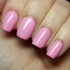 OJA ROZ PASTEL CU USCARE RAPIDA SALLY HANSEN INSTA-DRI PINK BLINK foto