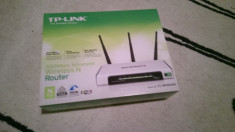 Router wireless N 300Mpbs TP-LINK TL-WR941ND foto