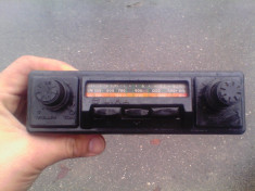 Radio auto LIRA - retro - anii -&amp;#039;70s - ieftin pt Oldtimer - Made in Romania (fosta RSR) foto