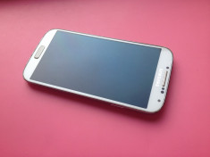 Vand Samsung Galaxy S4 foto