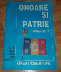 revista Onoare si patrie Brigada 17 Artilerie Alexandru Tell Barlad 1915 - 1995 foto