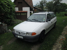 Opel Astra Caravan 1994 1.6i Euro 2 foto