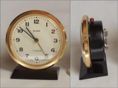 Ceas de masa SLAVA URSS de colectie, conditii foarte bune / 1 foto
