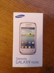 Samsung Galaxy Young foto