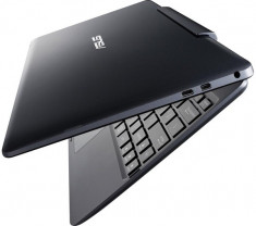 Tableta Asus Transformer Book T100TAF foto