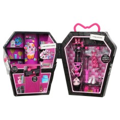 Dulapul Draculaurei Monster High si Papusa Draculaura foto