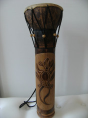 Deosebita toba africana, lucrata manual lemn decorat frumos , piele naturala. foto