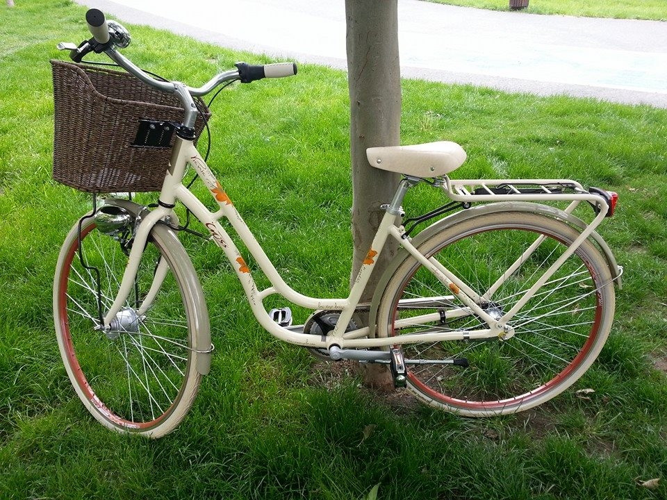 VAND Bicicleta CROSS Picnic Flowers | arhiva Okazii.ro