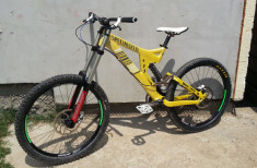 Full Suspension - Specialized Big Hit 3, Boxxer WC, FOX, Dt Swiss foto